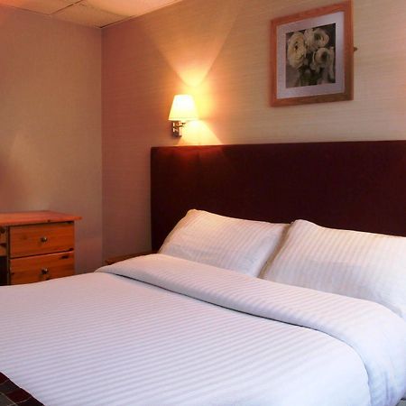 King Charles Hotel Gillingham  Ngoại thất bức ảnh