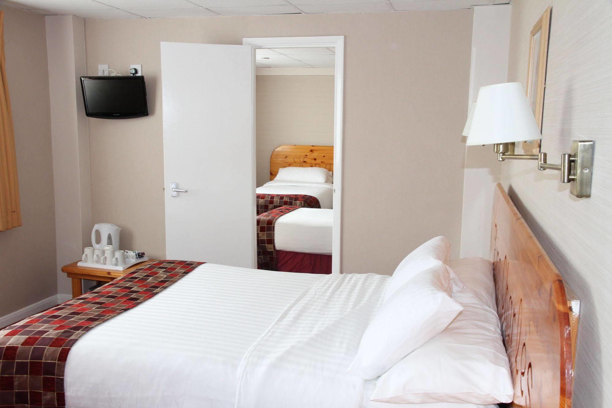 King Charles Hotel Gillingham  Ngoại thất bức ảnh