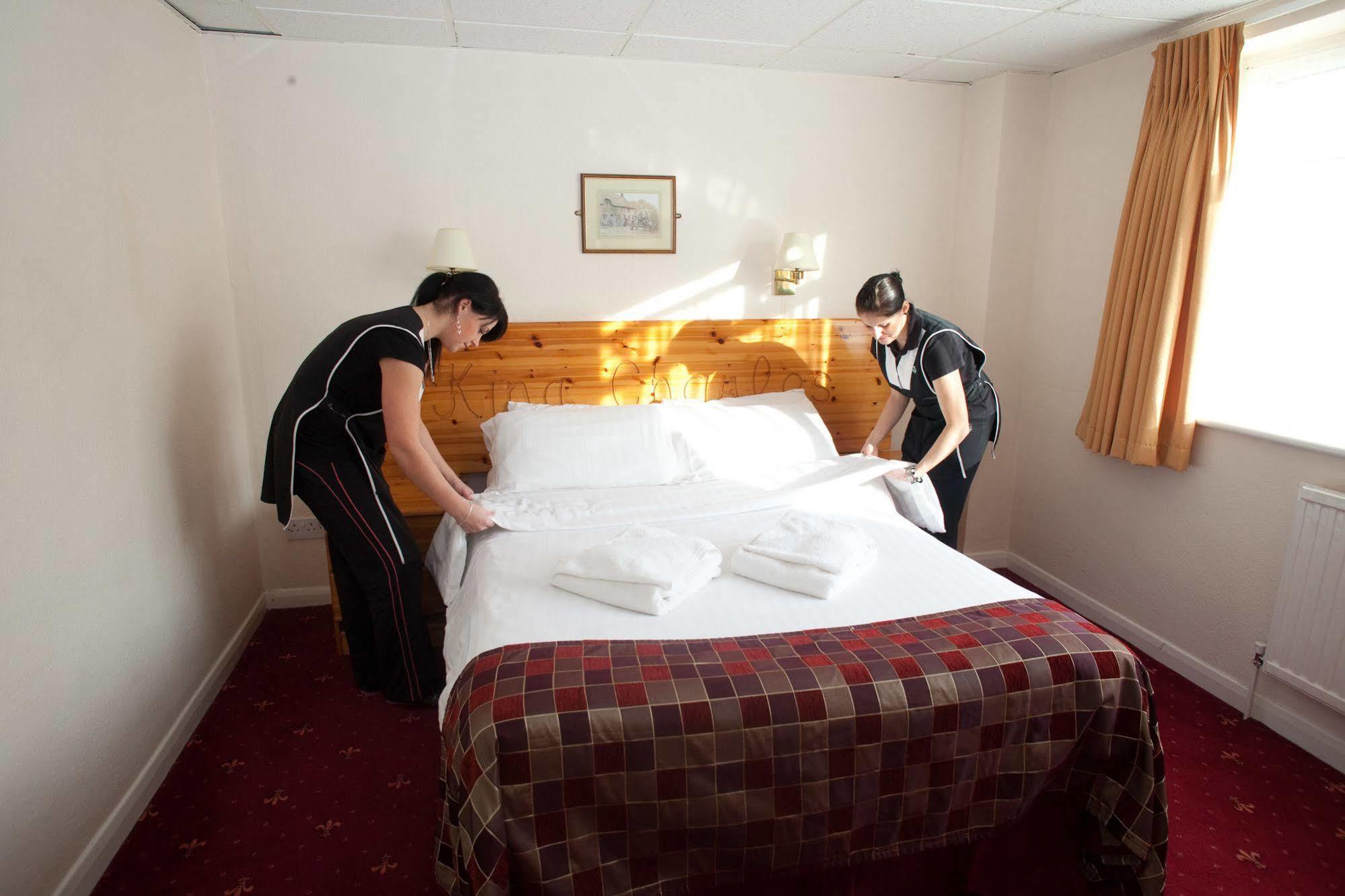 King Charles Hotel Gillingham  Ngoại thất bức ảnh