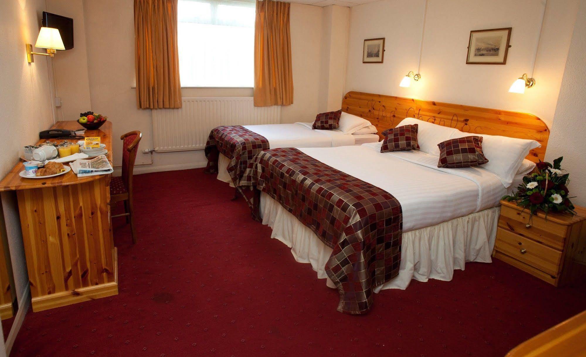King Charles Hotel Gillingham  Ngoại thất bức ảnh