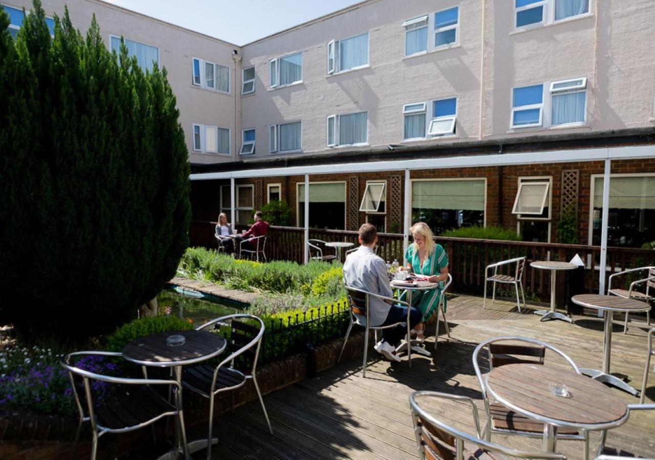 King Charles Hotel Gillingham  Ngoại thất bức ảnh